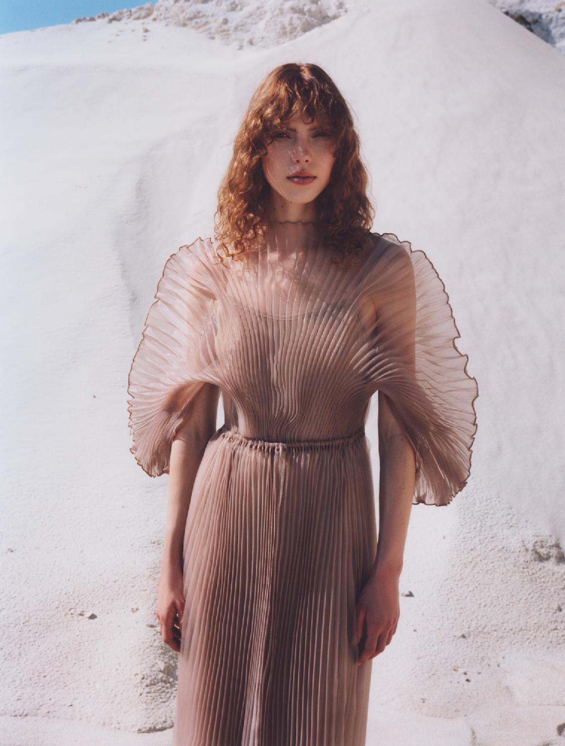 Festive plissè capsule