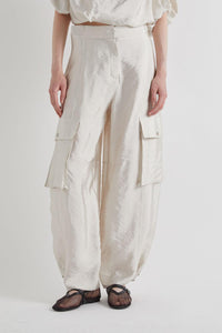 M6EK01_A.jpg