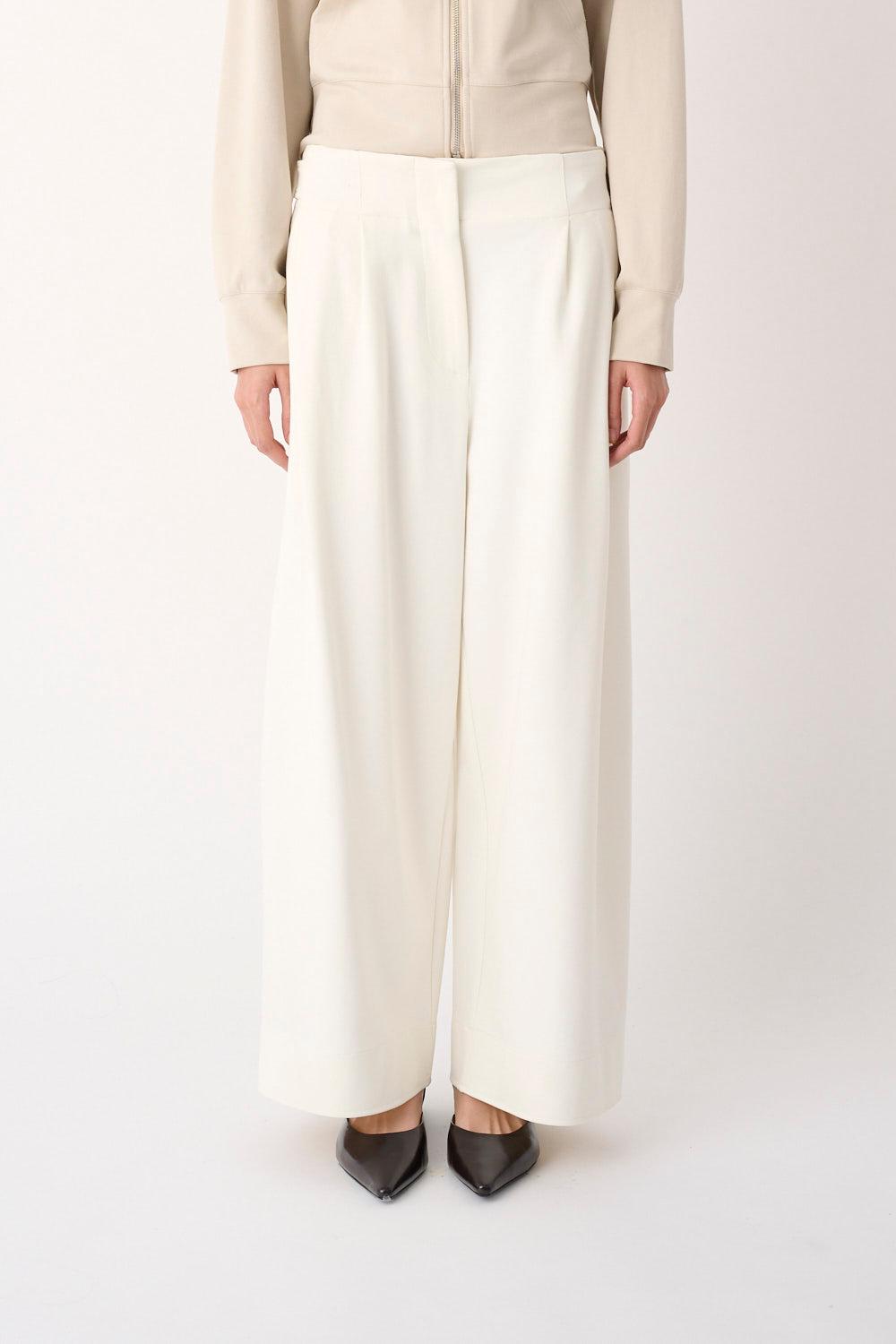M6FA03_A.jpg